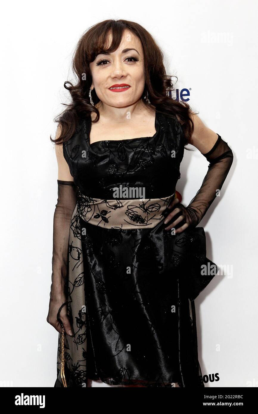 New York, NY, États-Unis. 31 mars 2012. Selena Luna à la 26e nuit annuelle d'un millier de robes au Marriott Marquis Times Square. Crédit : Steve Mack/Alamy Banque D'Images