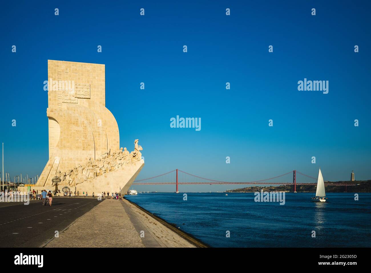 21 septembre 2018 : monument des découvertes sur la rive du Tage à Lisbonne, Portugal. Il célèbre l'âge portugais de la découverte ou Explorati Banque D'Images