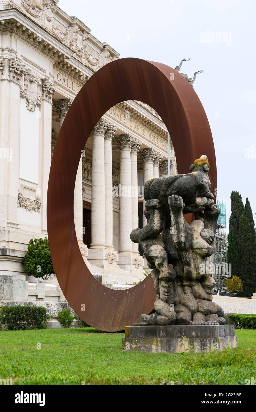 La Galerie nationale d'art moderne et contemporain (Galleria Nazionale d'Arte Moderna e Contemporanea) GNAM, Rome, Italie. Banque D'Images