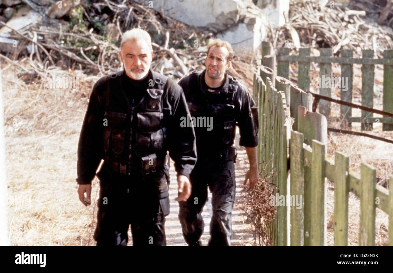 THE ROCK 1996 Buena Vista Pictures distribution film avec Sean Connery à gauche et Nicholas cage Banque D'Images