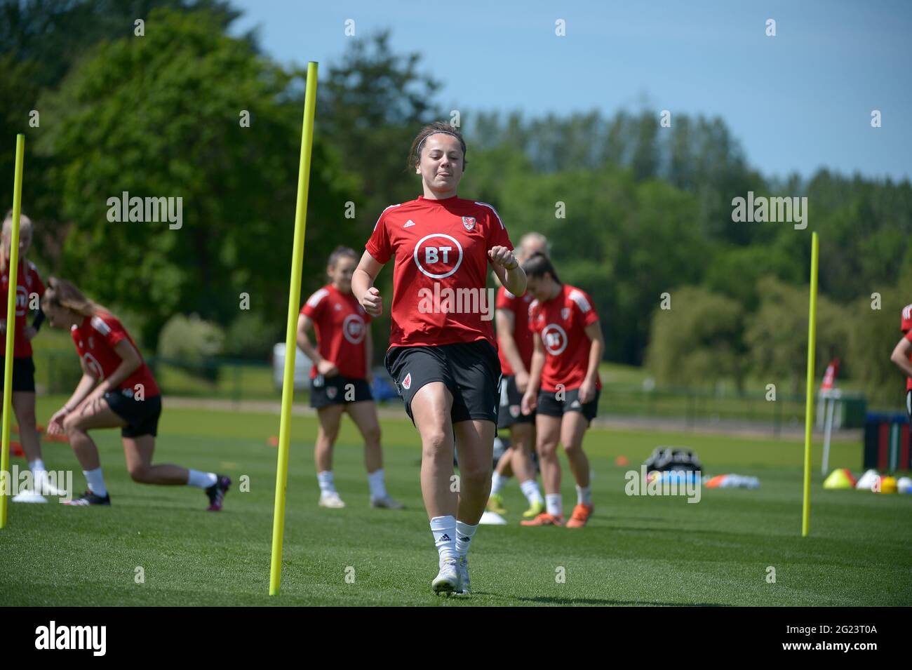 Wales Womens National Team Training, Cardiff, 8 juin 2021. L'équipe Wales Womens s'entraîne avant leur match contre l'Écosse. Crédit : Andrew Dowling/Alay Live News Banque D'Images