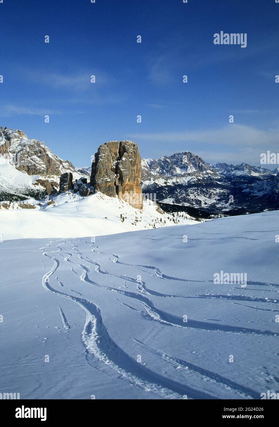 Italie, Vénétie, Cortina d'Ampezzo, neige dans les Dolomites Banque D'Images