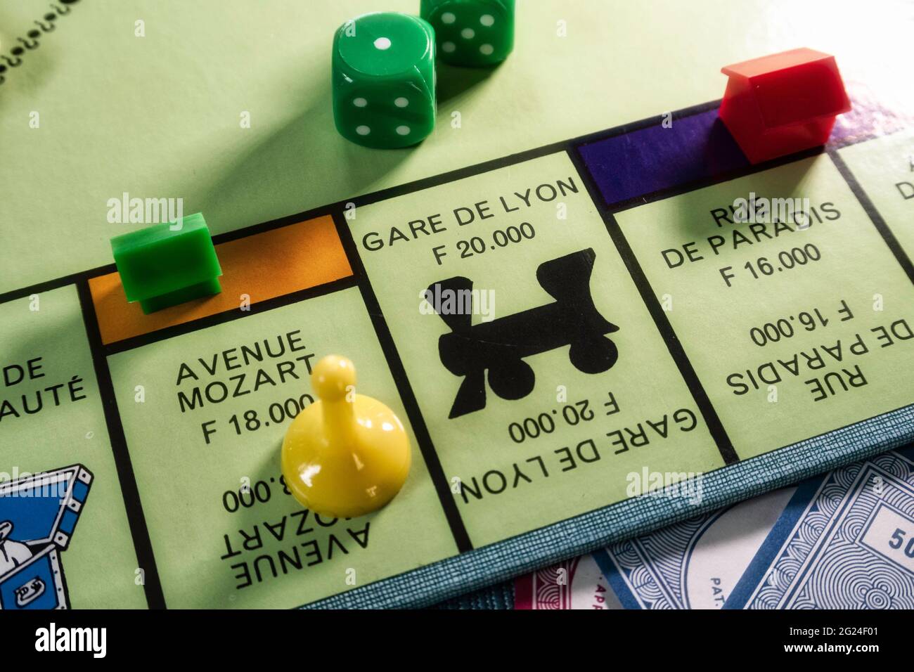 Version française du jeu de société Monopoly. Banque D'Images