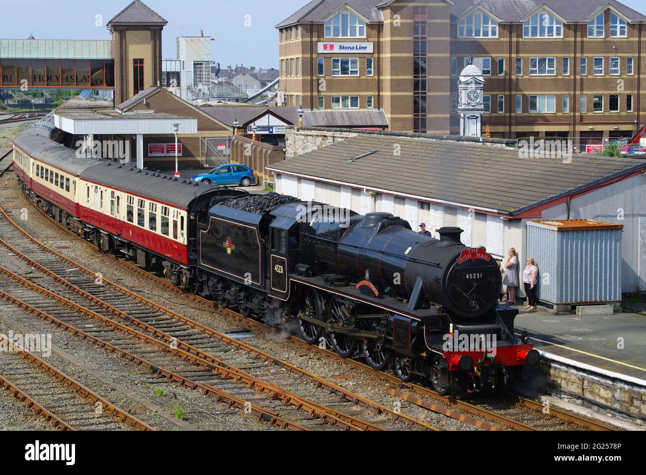 Locomotive à vapeur, 45231 The Sherwood Forester, Holyhead Station Banque D'Images