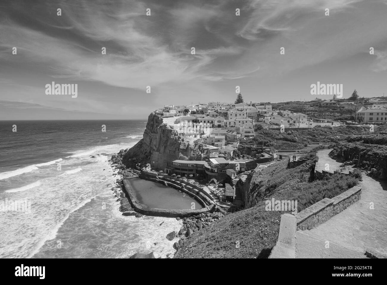 Paysage de Azenhas do Mar petit village dans la côte Banque D'Images