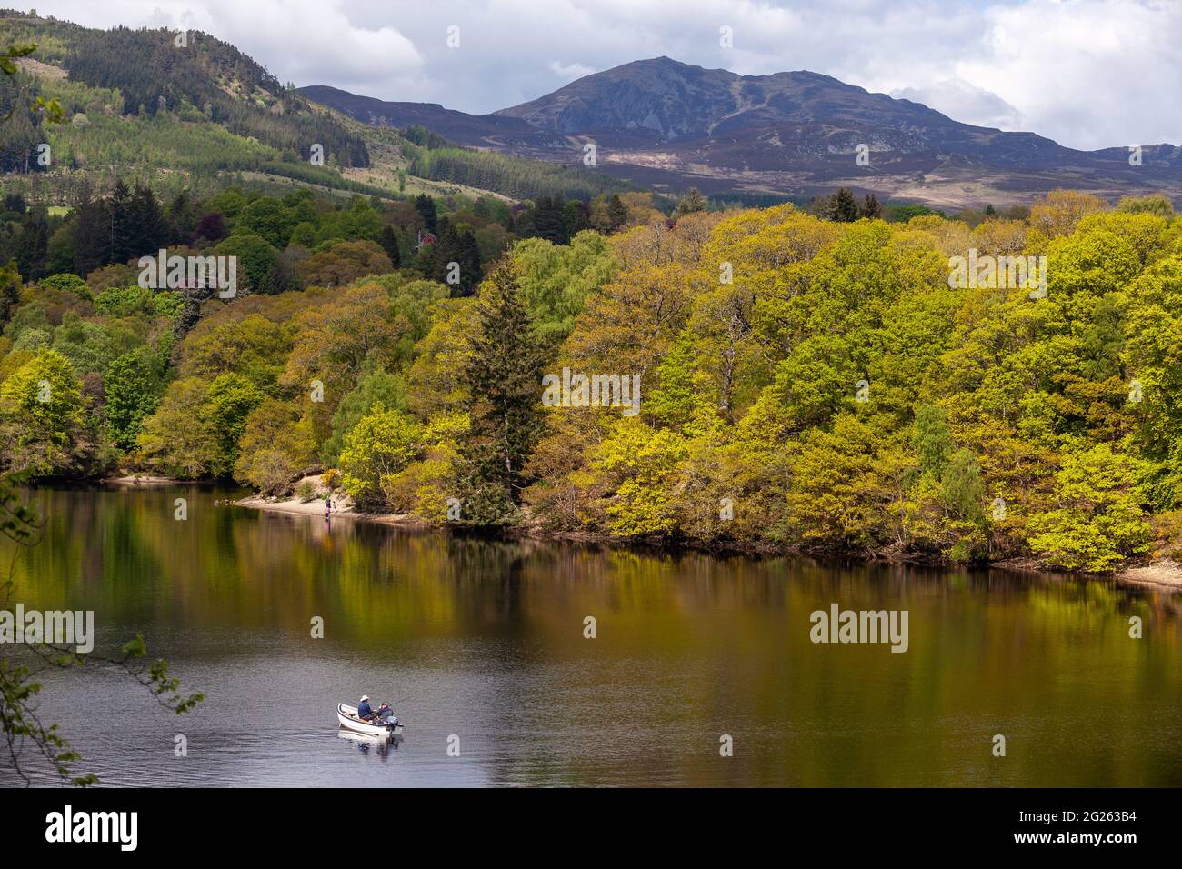 Vue magnifique sur la rivière Tummel (Loch Faskally) depuis le château de Fonab, Pitlochry Banque D'Images