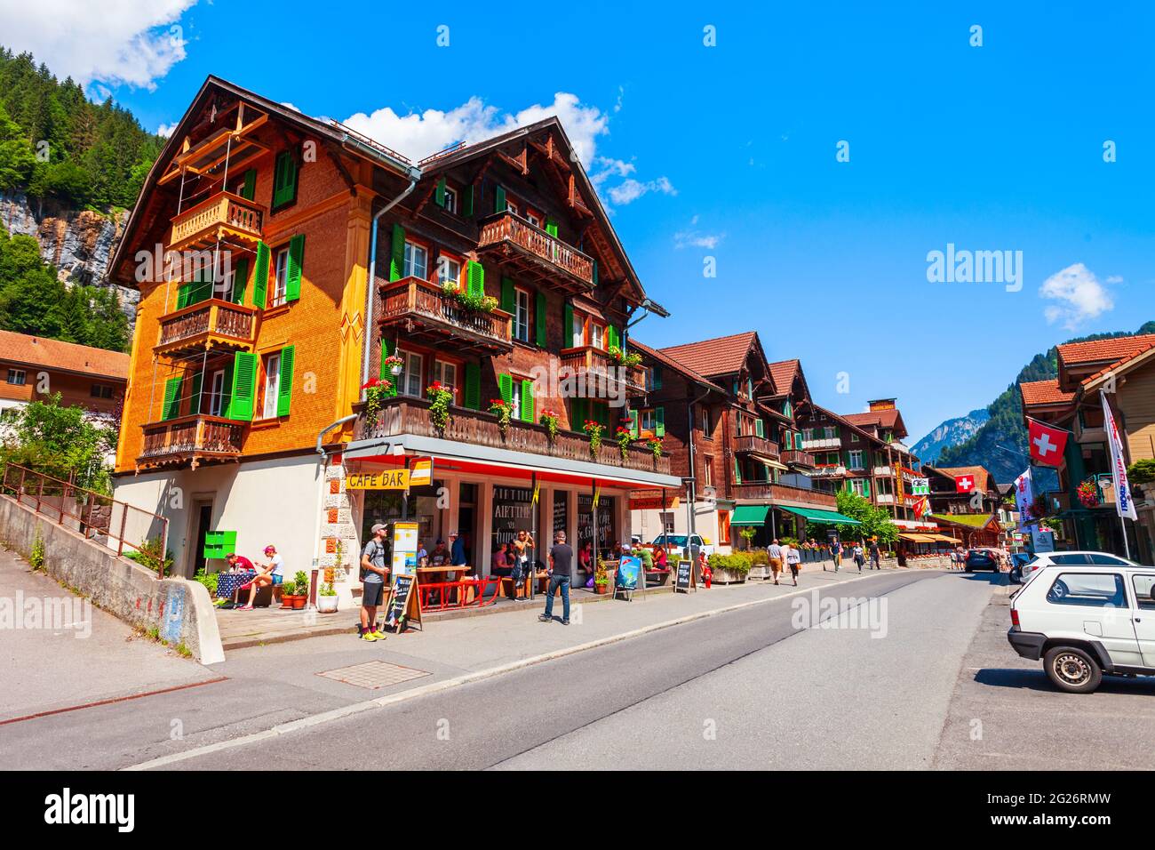 Grindelwald, Suisse - le 14 juillet 2019 : des maisons de village de Lauterbrunnen dans le district d'Interlaken dans le canton de Berne, Suisse Banque D'Images