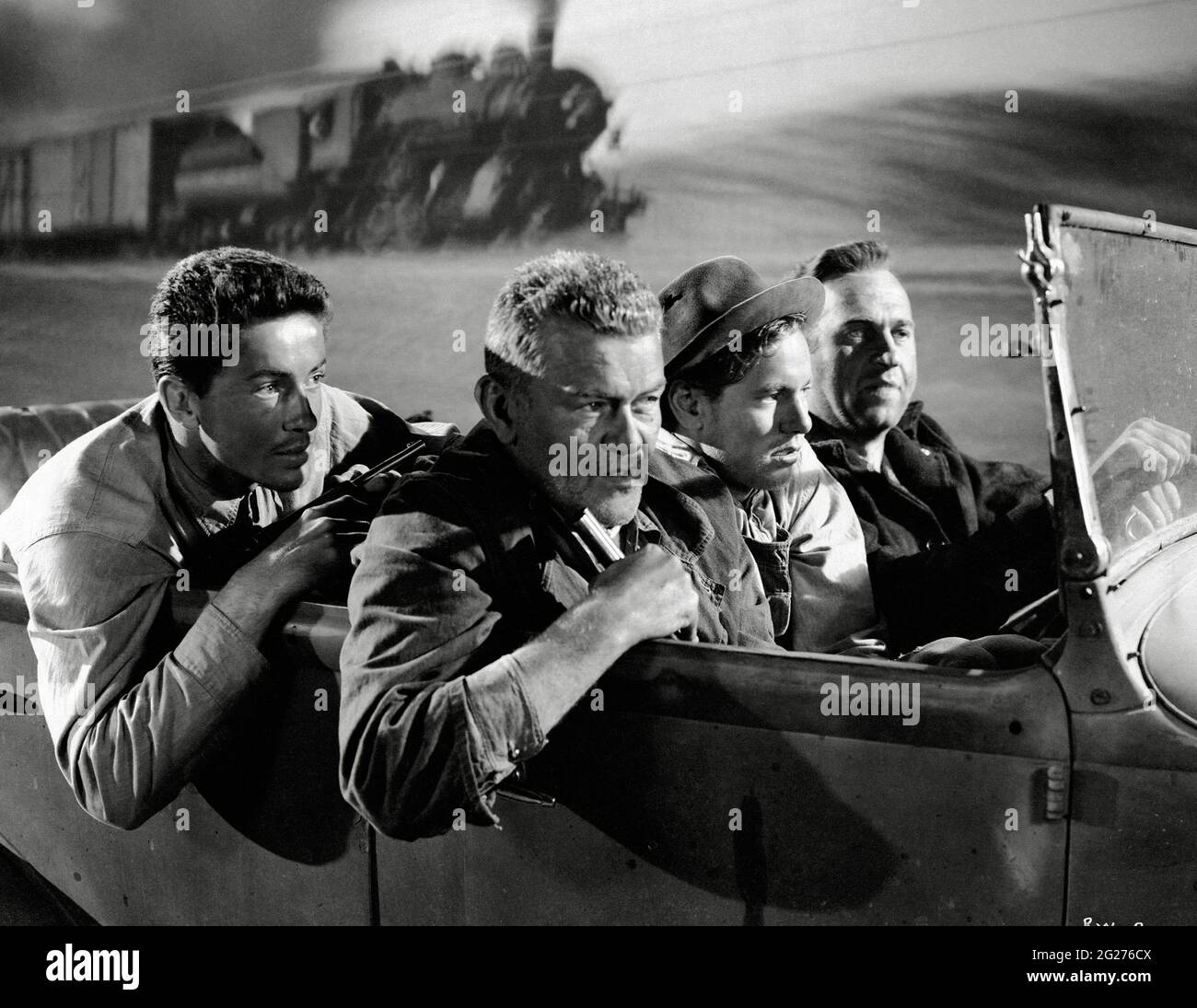 Howard Da Silva, Jay C. Flippen, Farley Granger, William Phipps, 'ils vivent la nuit' (1949) RKO radio Images / dossier référence # 34145-125THA Banque D'Images