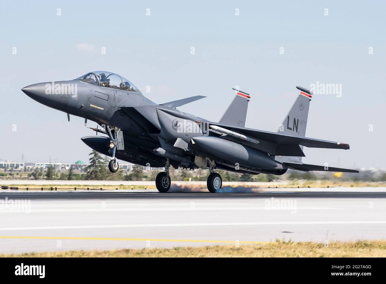 La Force aérienne des États-Unis F-15E frappe Eagle sur la piste à Konya, en Turquie. Banque D'Images