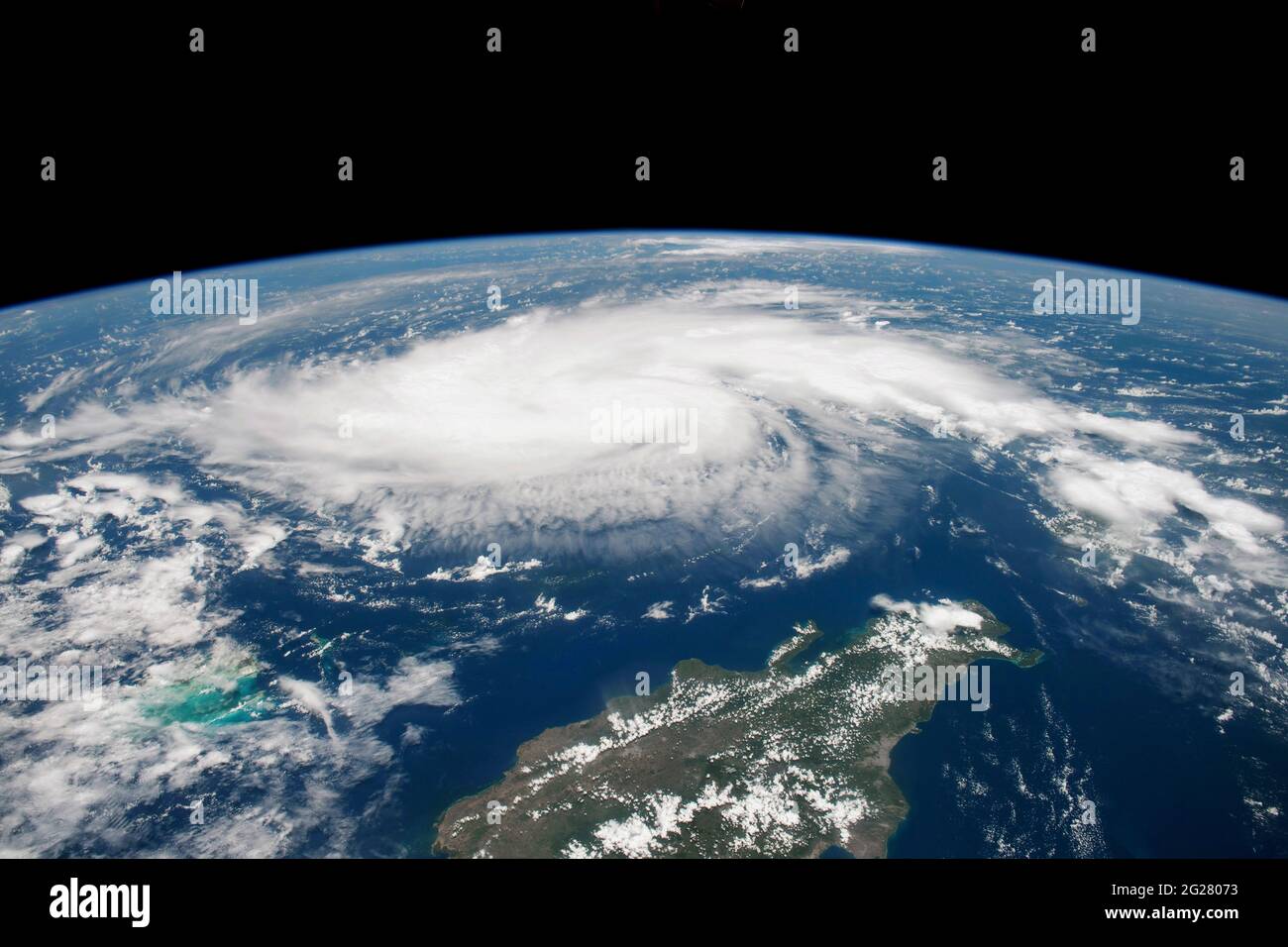 Vue depuis l'espace de l'ouragan Dorian sur l'océan Atlantique. Banque D'Images
