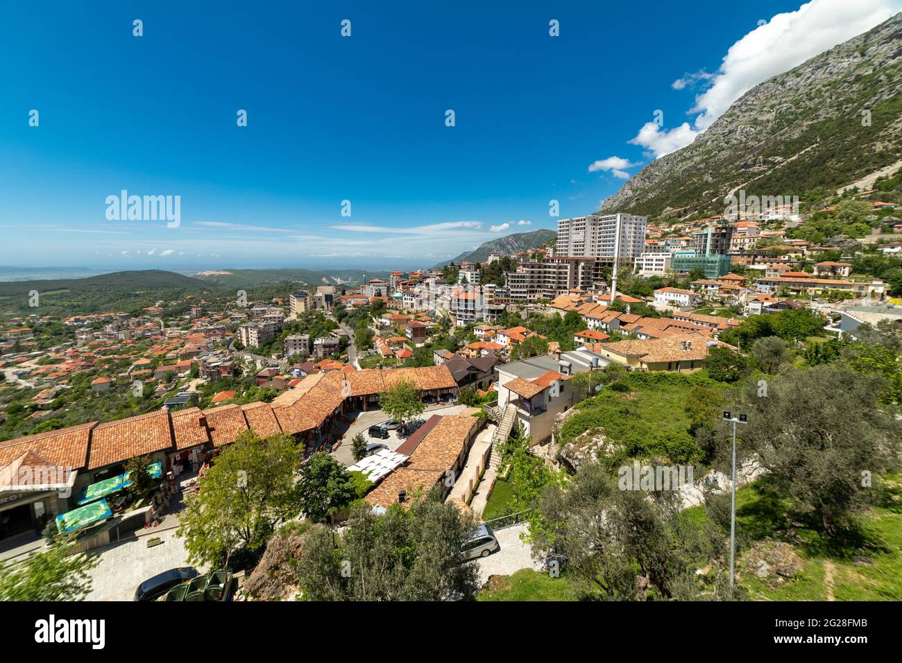 Kruja, Kroja, Kruja, Kruj, Krujë - panorama de la ville et d'une municipalité dans le centre-nord de l'Albanie Banque D'Images