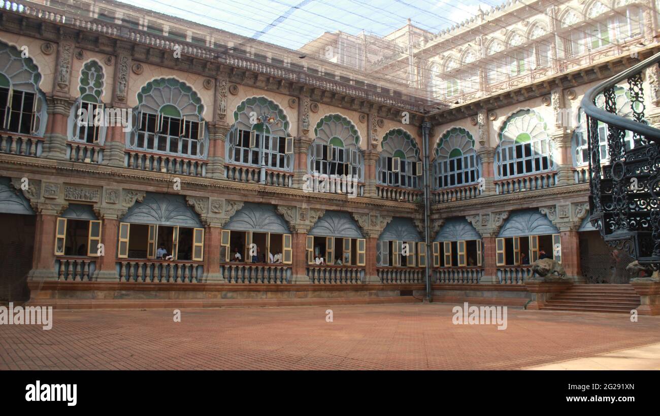 Cours intérieures de Mysore Palace, Inde. Banque D'Images