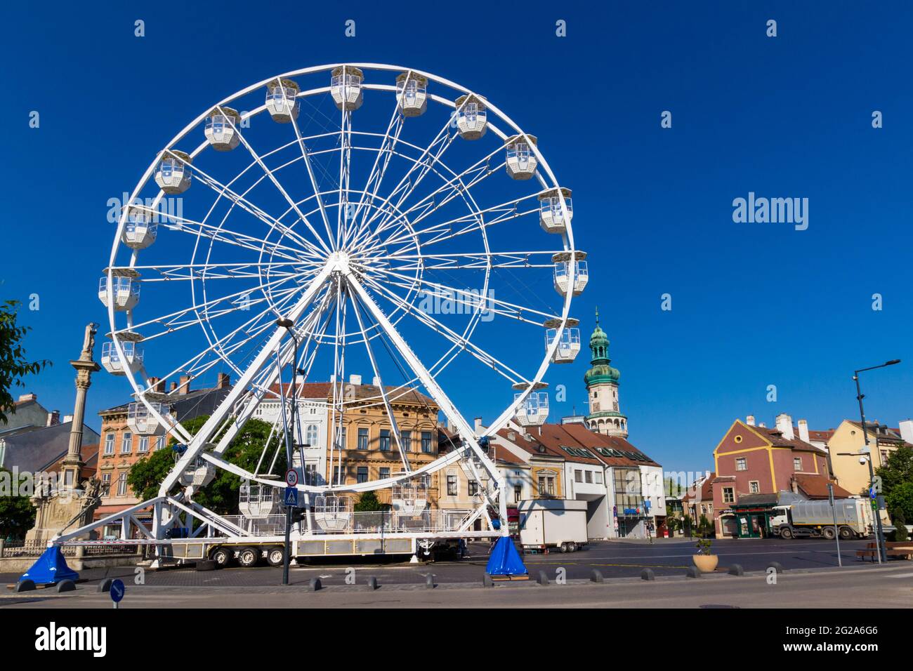 Grande roue érigée pour célébrer le centenaire du plébiscite de Sopron en 1921, Varkerulet, Sopron, Hongrie Banque D'Images