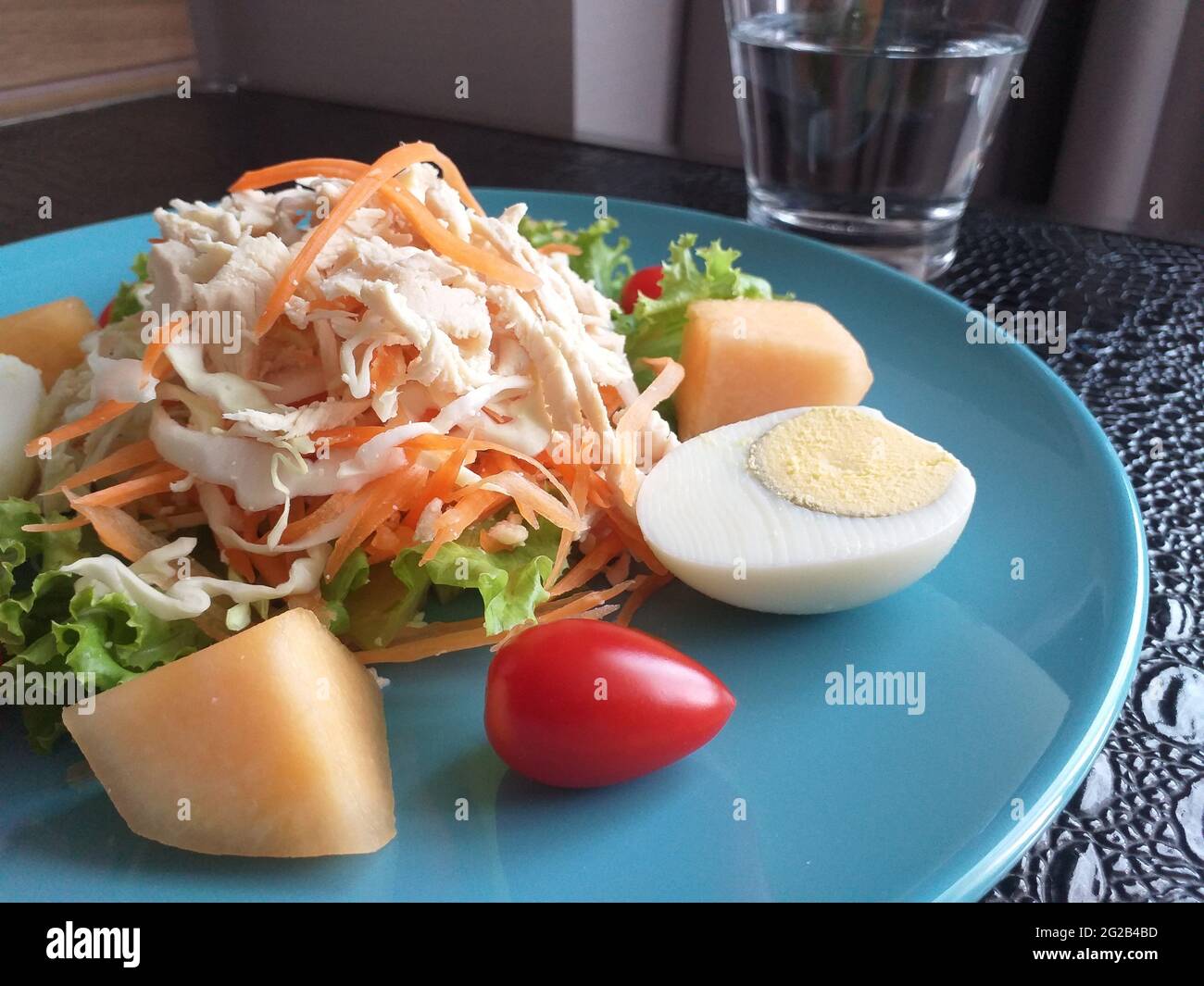 Salade mixte avec œuf dur. Photo de stock Banque D'Images