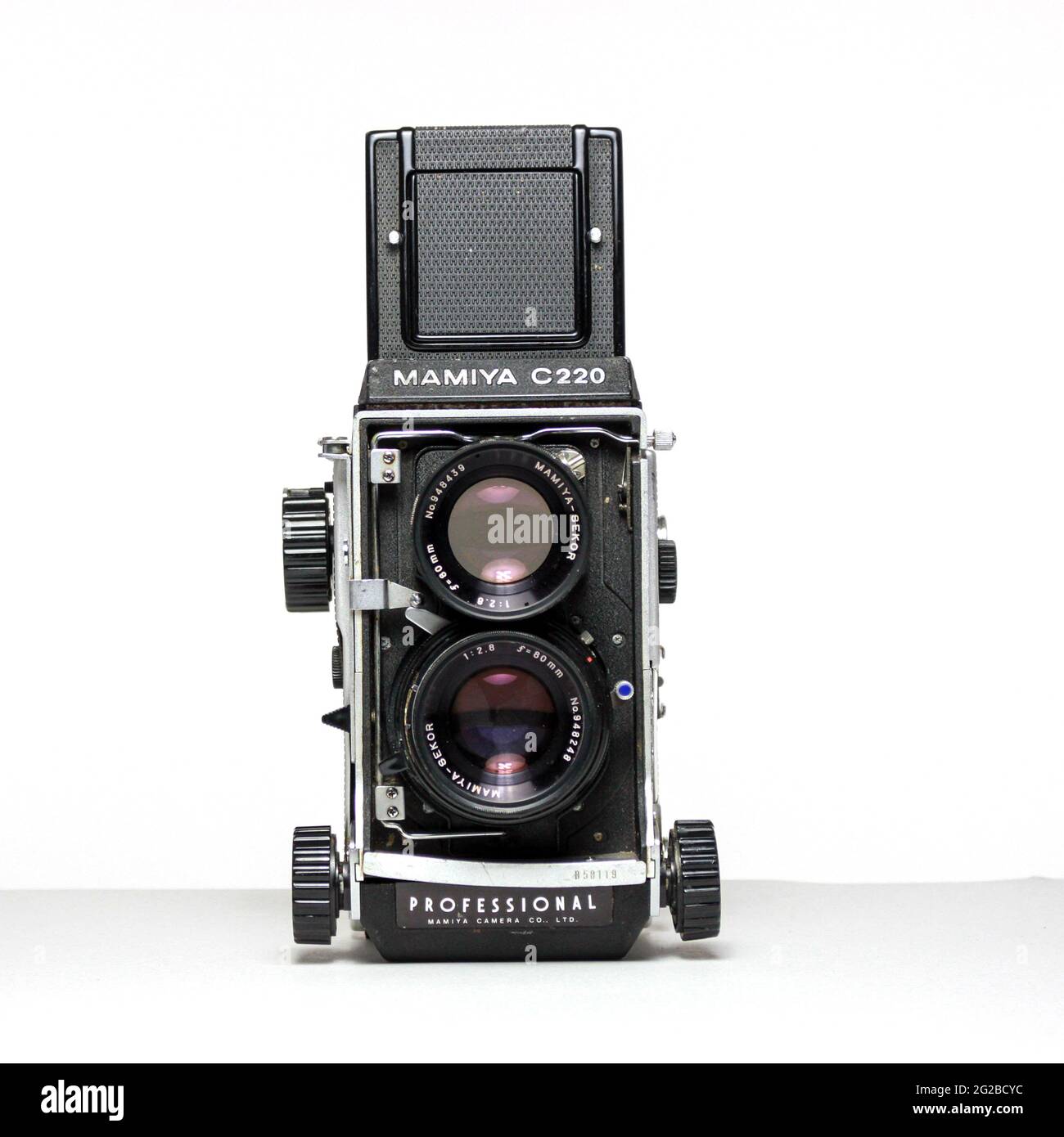 MAMIYA c220 appareil photo reflex à deux objectifs de format moyen. Banque D'Images
