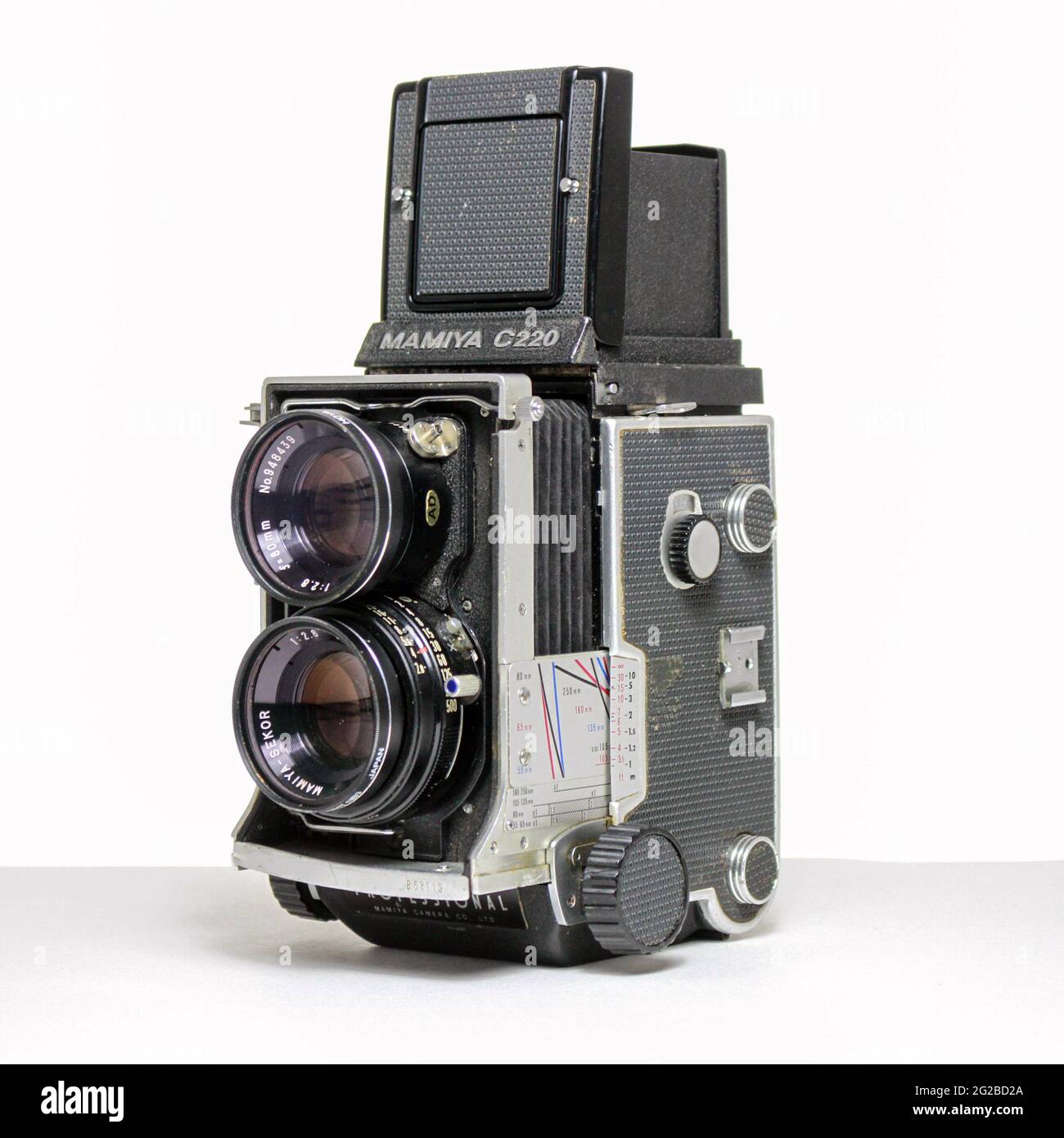 MAMIYA c220 appareil photo reflex à deux objectifs de format moyen. Banque D'Images