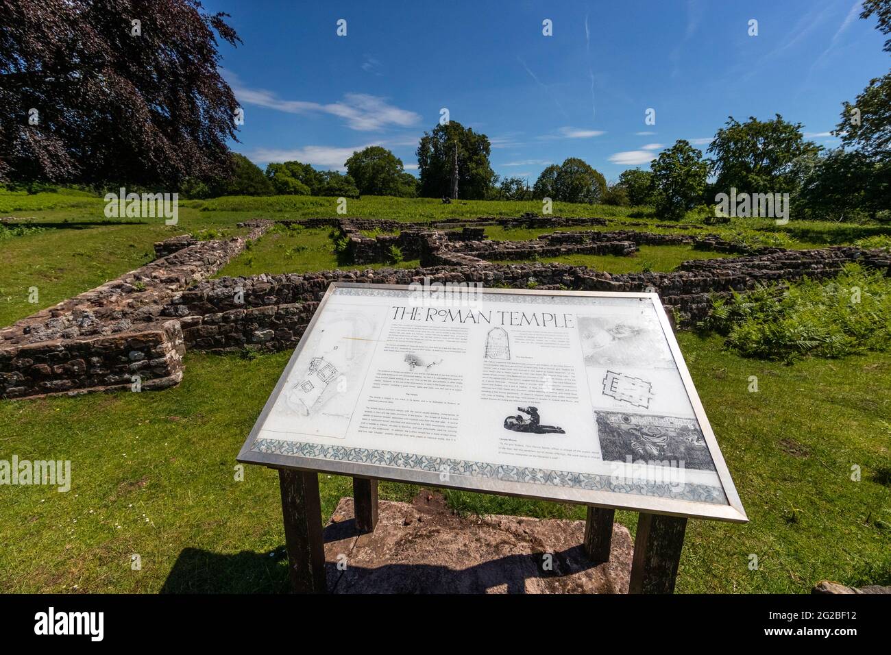 Site de temple romain et de bain à Lydney Camp, Lydney Park, Gloucestershire. Archéologie au-dessus du sol. Banque D'Images