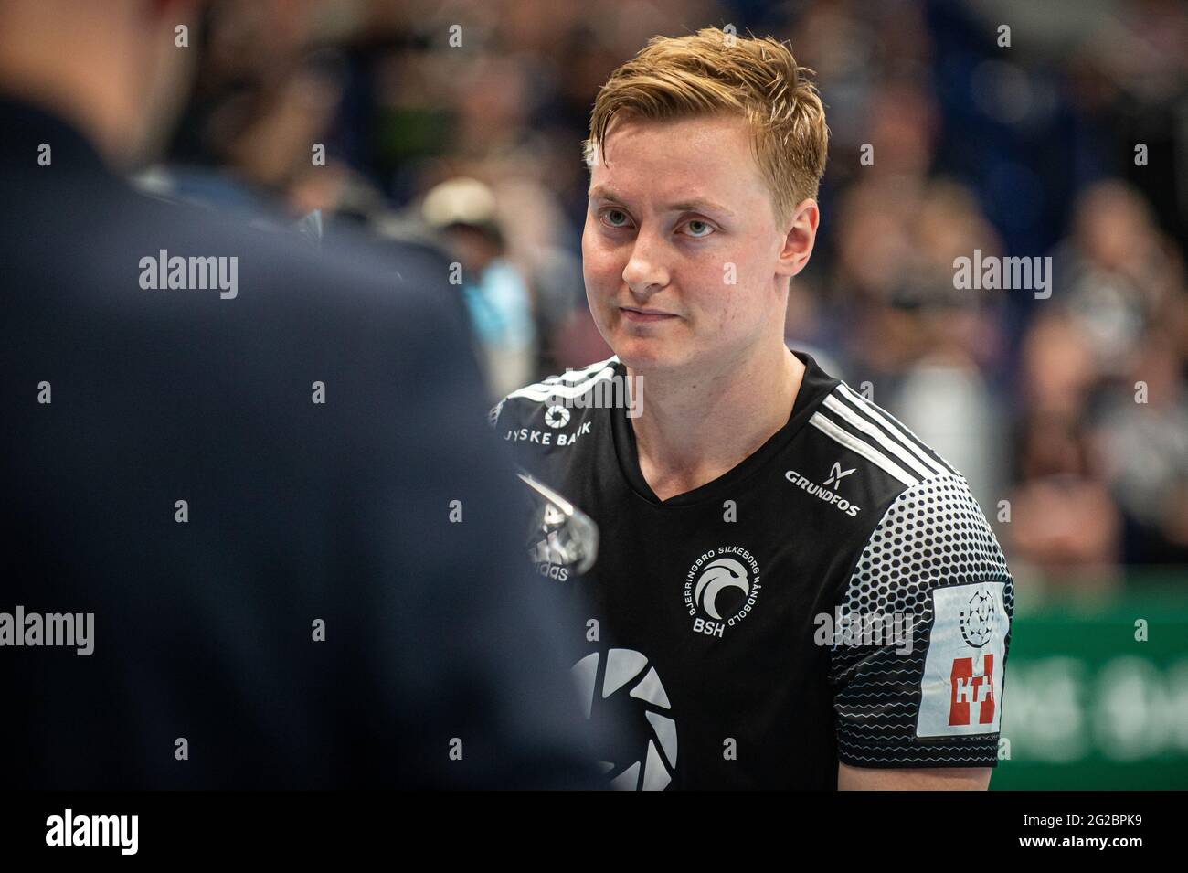 Silkeborg, Danemark. 08 juin 2021. August Baskaa Pedersen, de Bjerringbro-Silkeborg, a joué son dernier match à domicile et est salué après le match danois HTH Herreligiaen entre Bjerringbro-Silkeborg et Aalborg Handball à la JYSK Arena de Silkeborg. (Crédit photo: Gonzales photo - Morten Kjaer). Banque D'Images