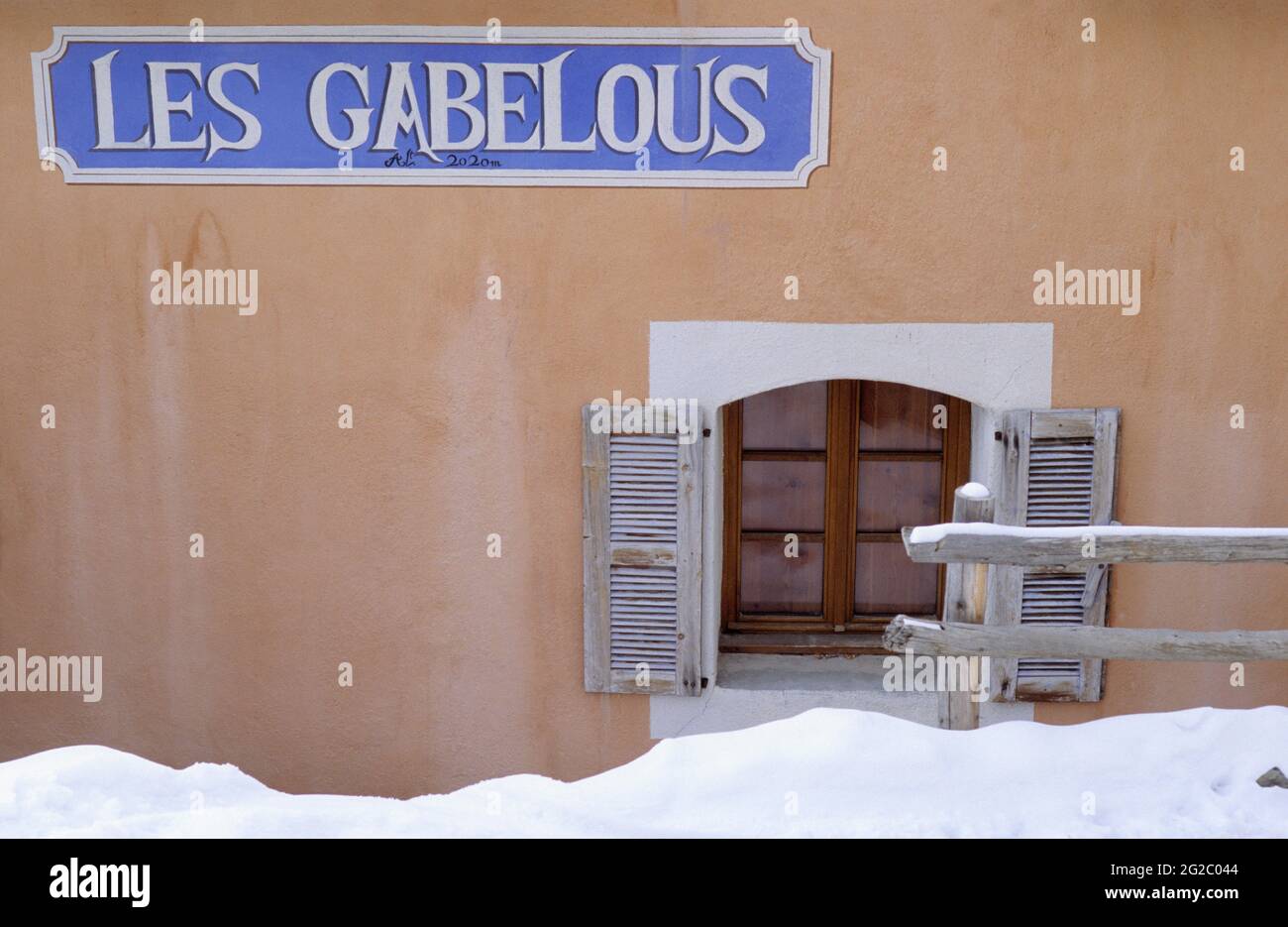 FRANCE, HAUTES-ALPES (05) PARC NATUREL RÉGIONAL DU QUEYRAS, VILLAGE DE SAINT-VERAN, LE PLUS HAUT VILLAGE D'EUROPE À 2040 M, MAISON À LOUER LES GABELOUS Banque D'Images