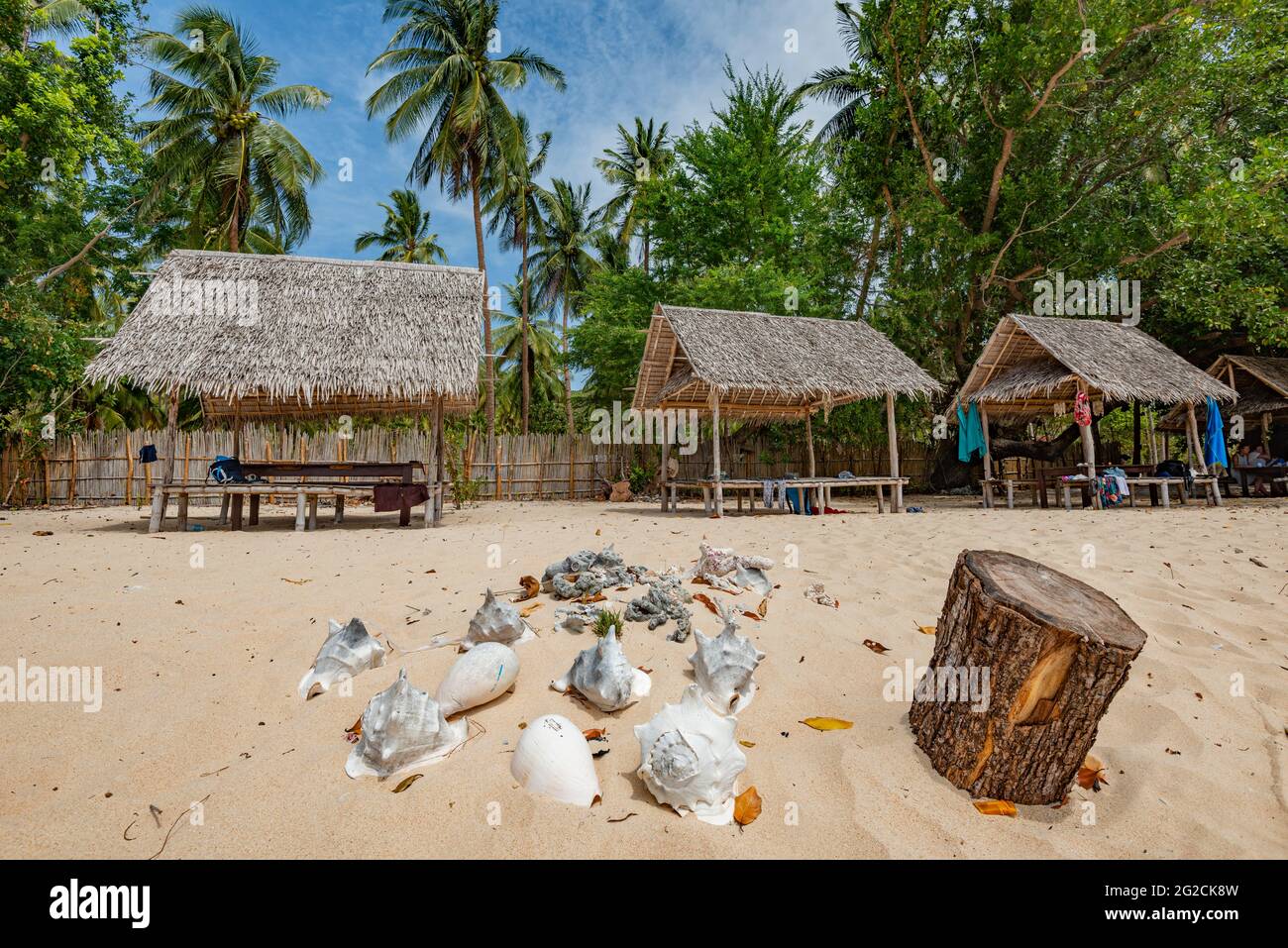 Cabanes de plage, Iloc Island, Palawan Banque D'Images