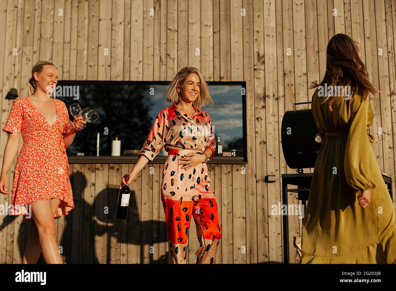 Trois femmes s'amusent ensemble Banque D'Images