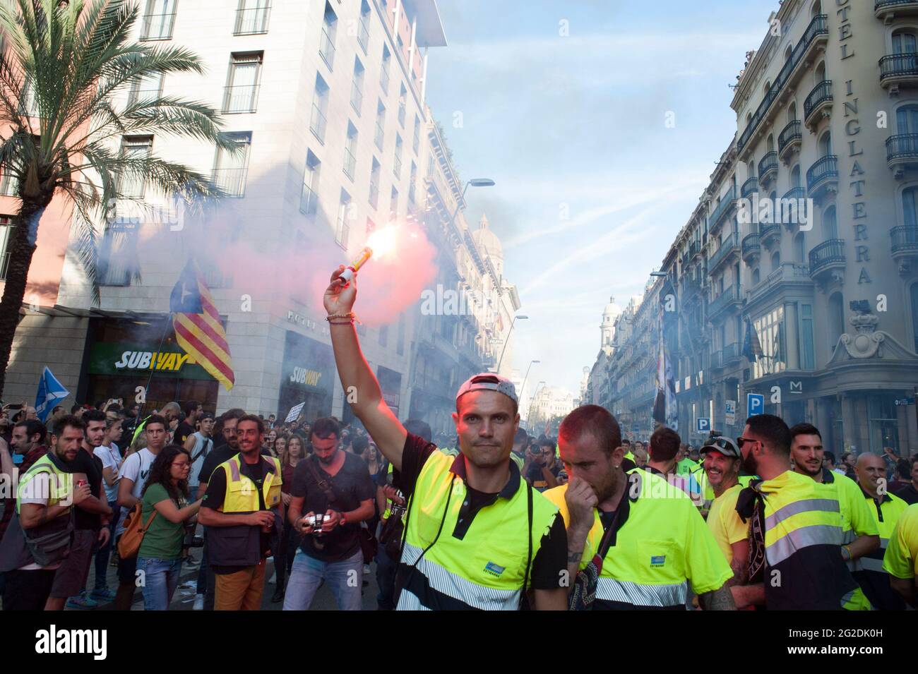 Manifestations dans la capitale catalane de Barcelone après le référendum sur l'indépendance de 2017 Banque D'Images