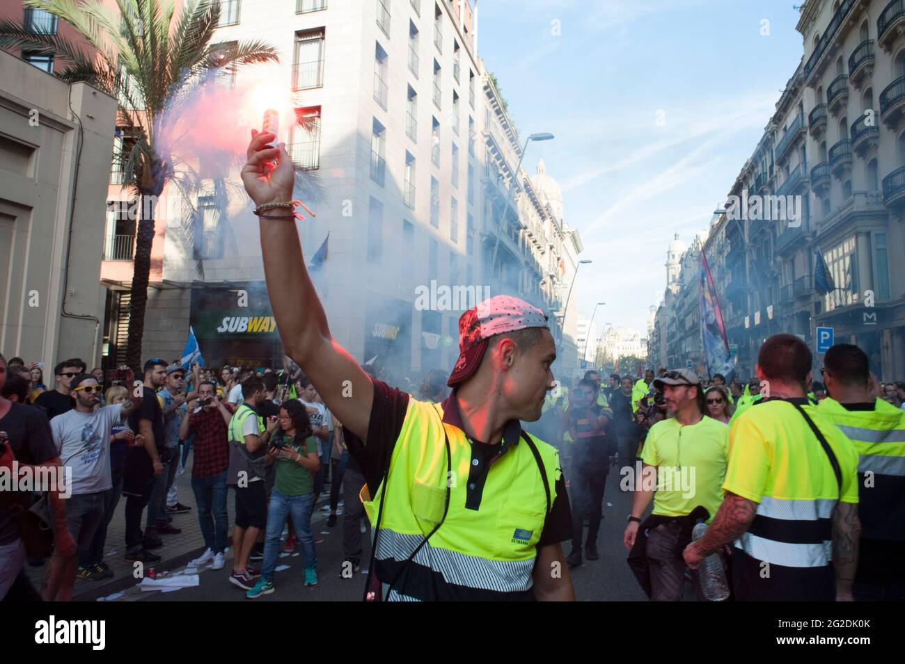 Manifestations dans la capitale catalane de Barcelone après le référendum sur l'indépendance de 2017 Banque D'Images