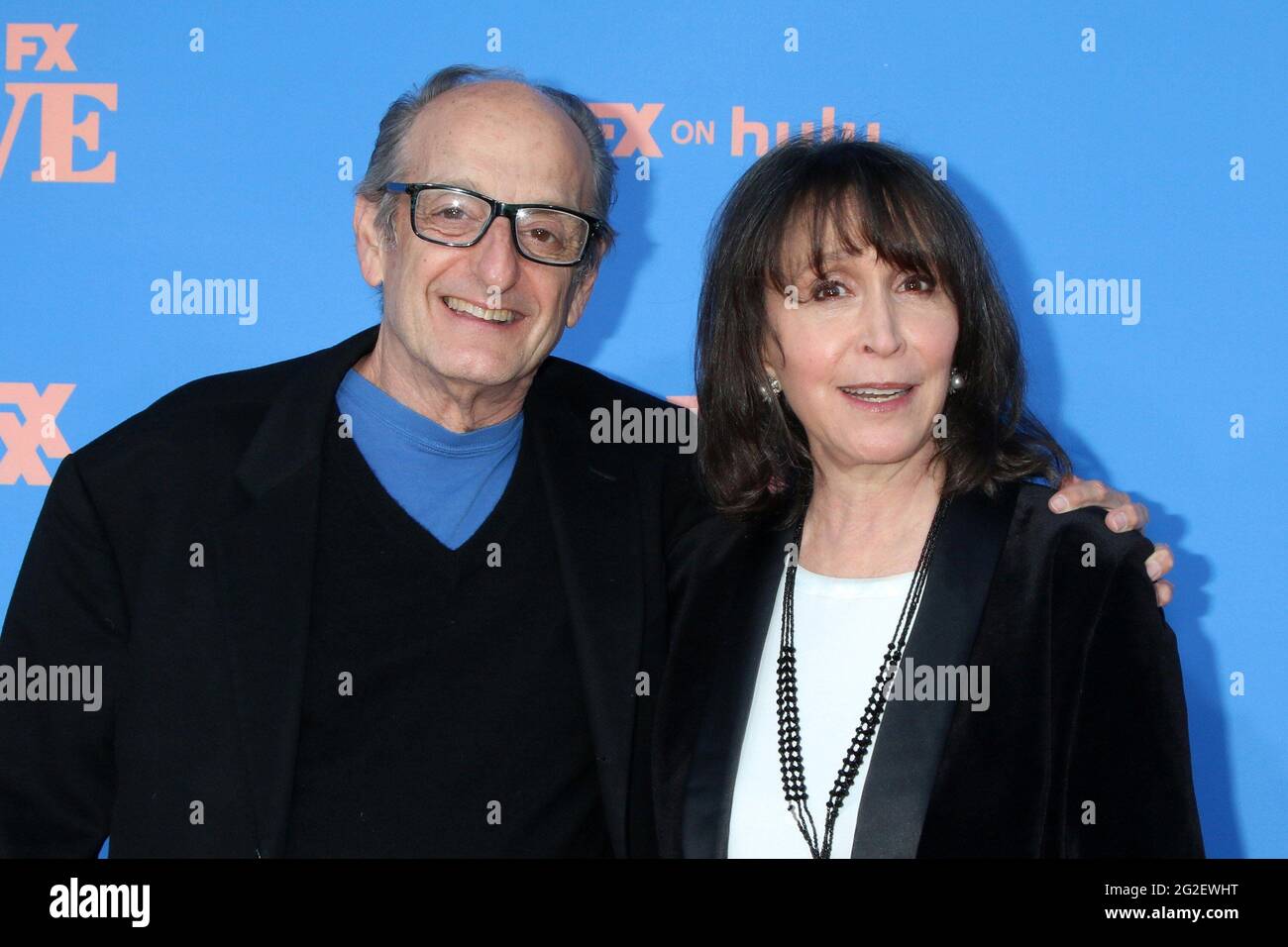 Los Angeles, Californie. 10 juin 2021. David Paymer et Gina Hecht à l'arrivée pour DAVE première saison 2 sur FXX, le Théâtre grec, Los Angeles, CA 10 juin 2021. Crédit : Priscilla Grant/Everett Collection/Alay Live News Banque D'Images