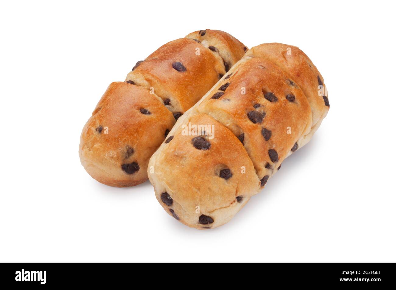 Photo de studio de brioche aux pépites de chocolat coupée sur fond blanc - John Gollop Banque D'Images