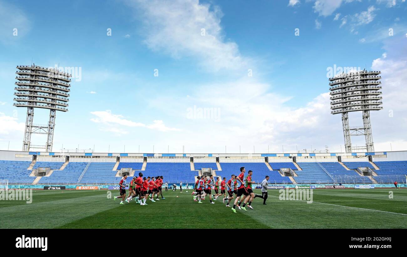 Les joueurs belges photographiés lors d'une session de formation de l'équipe nationale belge de football Red Devils, à Saint-Petersbourg, Russie, vendredi 11 juin 2021 Banque D'Images