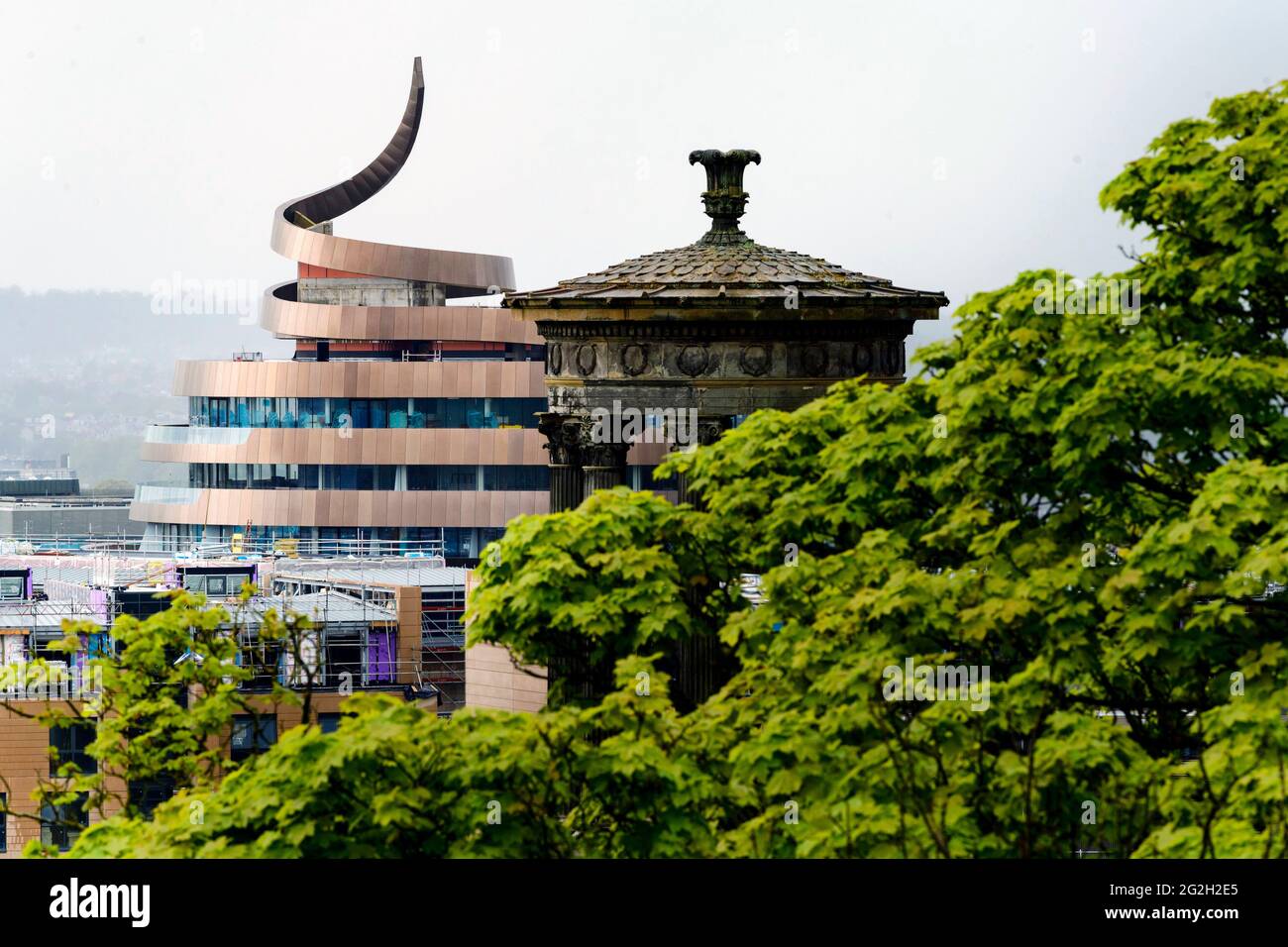 St James Quarter Development, Édimbourg. Les grues ont été retirées avant les dernières étapes de la fin des travaux avant l'ouverture Banque D'Images