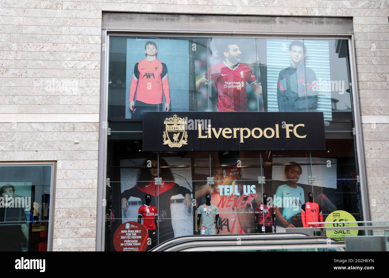 Boutique du Liverpool football Club au centre commercial Liverpool ONE Banque D'Images