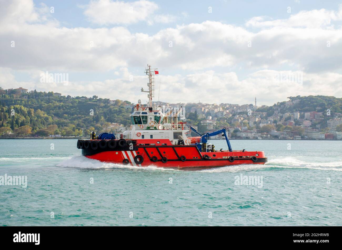 Le transport maritime paysager passe par la mer et les sites touristiques de la ville d'Istanbul Banque D'Images