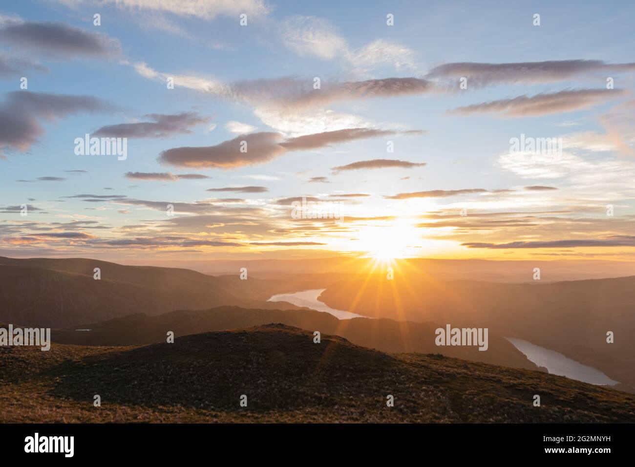 Lever de soleil au-dessus du réservoir Haweswater Banque D'Images