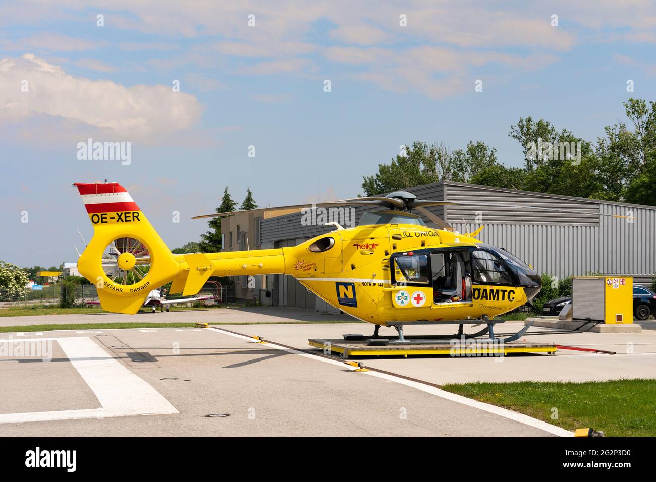 ÖAMTC-Flugrettung Christophorus 2 - le deuxième hélicoptère médical d'urgence en Autriche, opérant à partir de l'aérodrome de Gneixendorf, en Basse-Autriche Banque D'Images