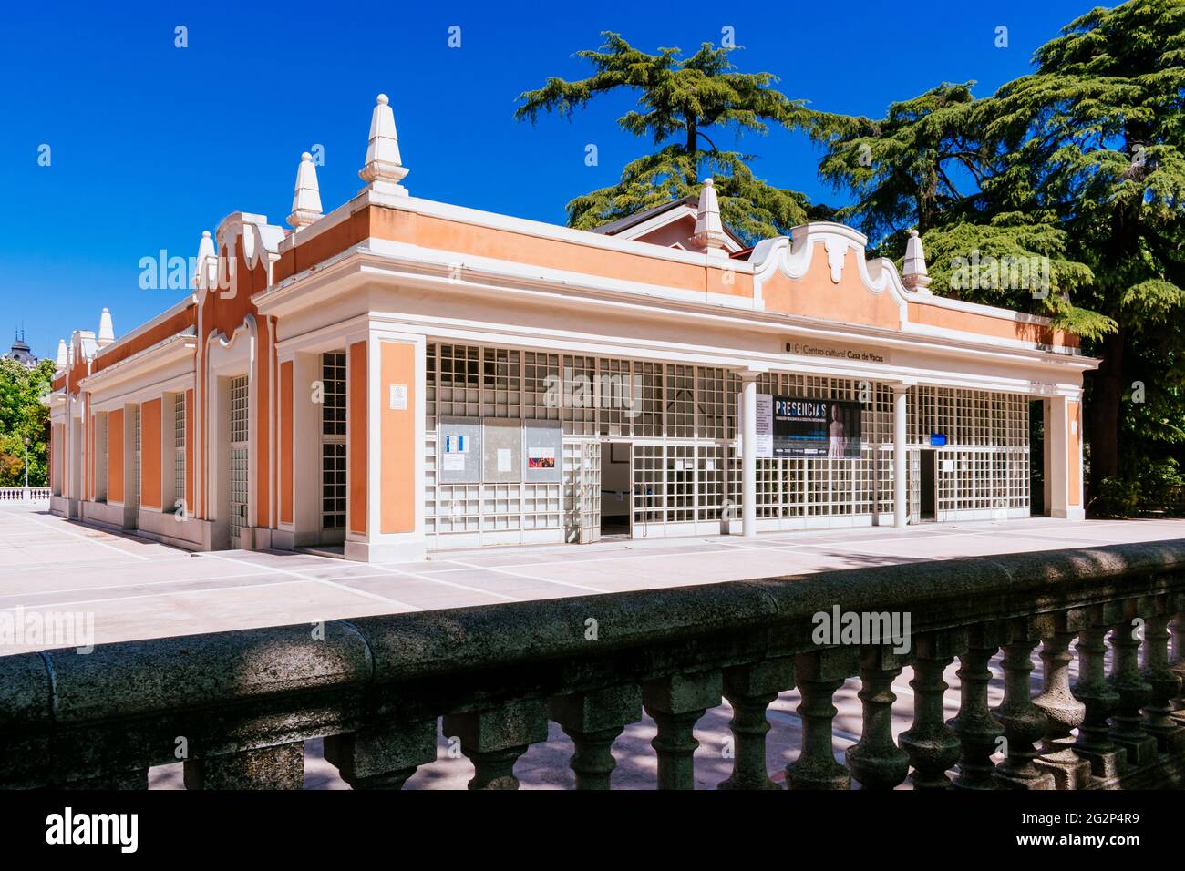 Casa de Vacas est un centre culturel avec expositions, théâtre et concerts. Il a été construit en 1874 comme un abri de vache et de lait, et est encore connu par TH Banque D'Images