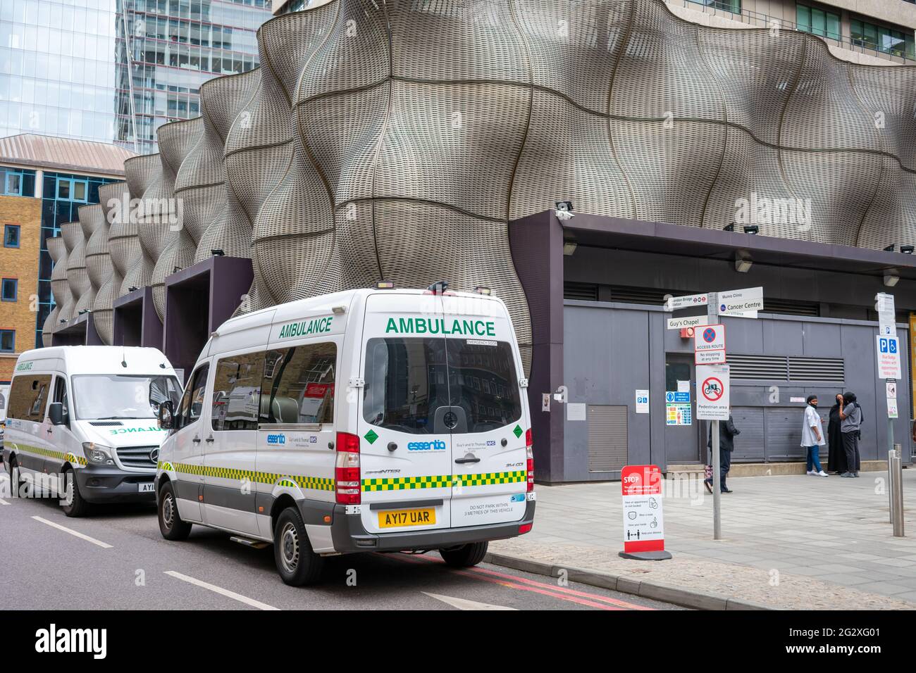 Londres. ROYAUME-UNI- 06.10. 2021. Vue sur la rue de l'hôpital Guy à Southwark, l'un des hôpitaux les plus connus de la capitale. Banque D'Images