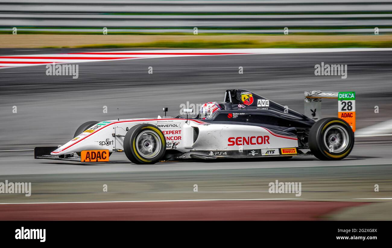 Oschersleben, Allemagne, 28 avril 2019: US Racing CHRS monoplace voiture conduit par Alessandro Ghiretti pendant l'ADAC allemand Formule 4 Banque D'Images