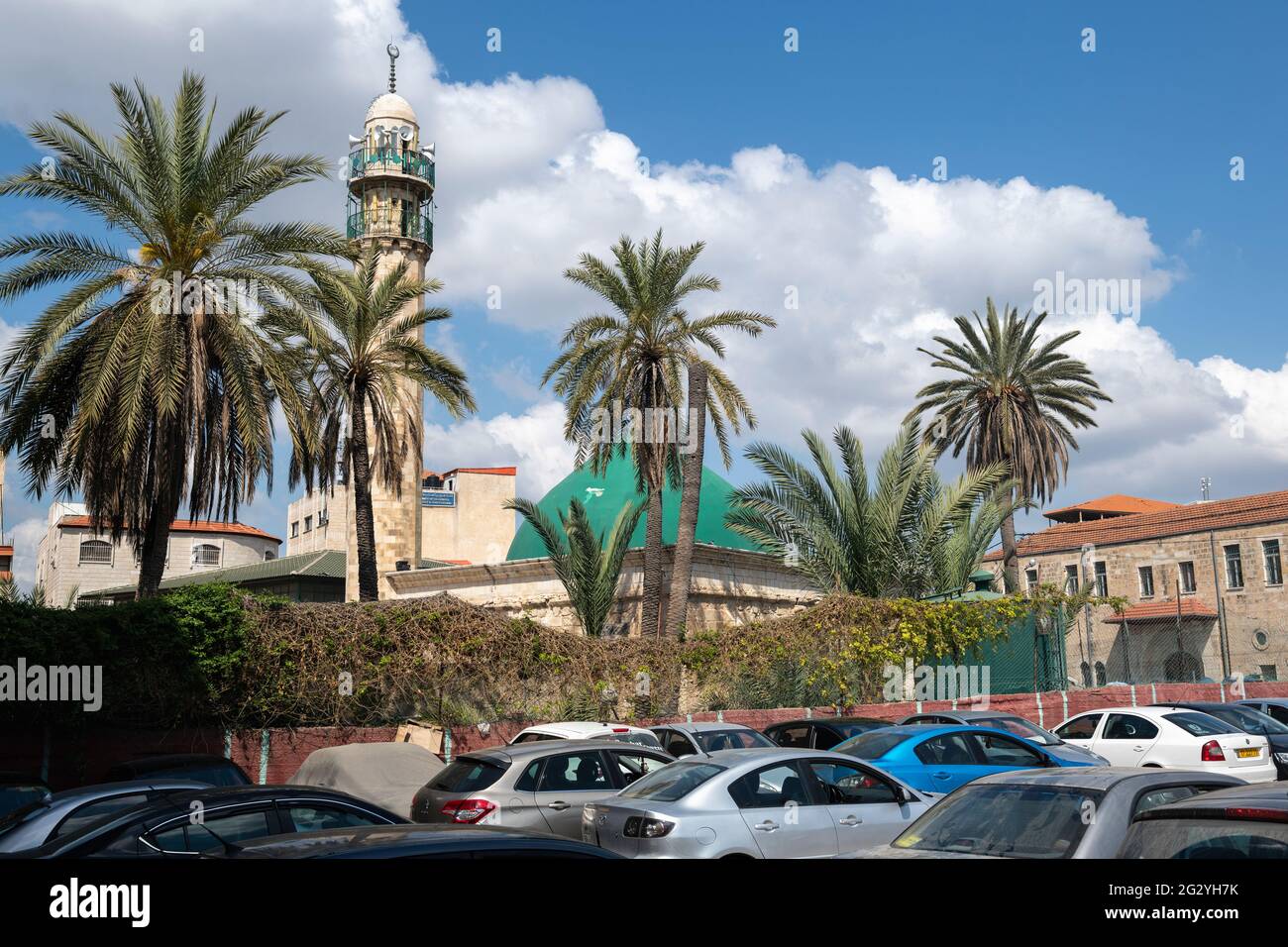 La grande mosquée de Jénine, également connue sous le nom de mosquée Fatima Khatun, est une mosquée historique située à Jénine, dans le nord de la Cisjordanie, en Palestine. Banque D'Images