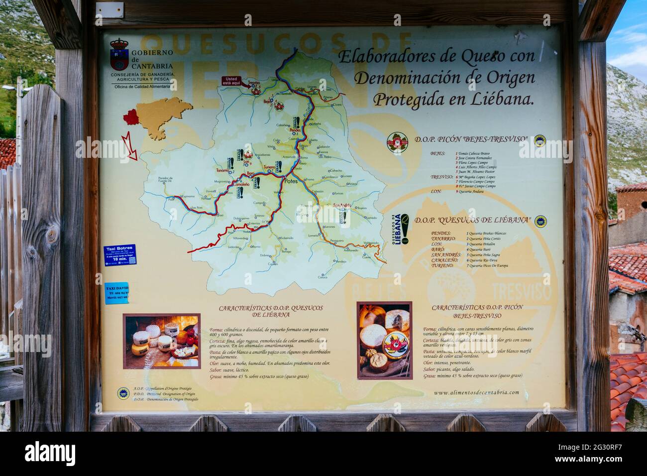 Panneau d'information. Informations sur la dénomination d'origine des fromages. Parc national Picos de Europa. Tresviso, Liébana, Cantabrie, Espagne, Europ Banque D'Images