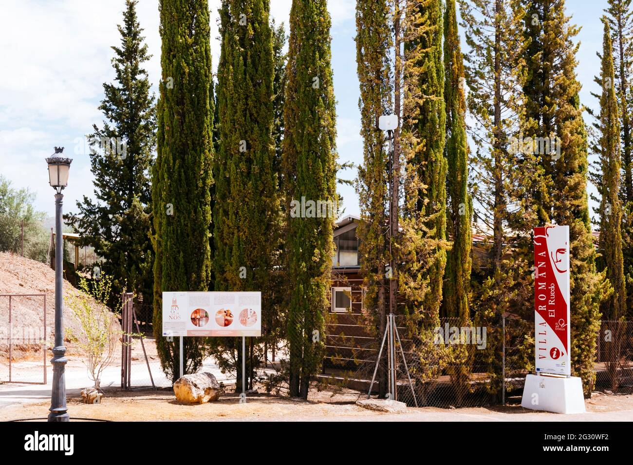 Entrée de la Villa romaine. Le site archéologique de la villa romaine d'El Ruedo - Villa romana de El Ruedo, est situé près de la municipalité d'Al Banque D'Images