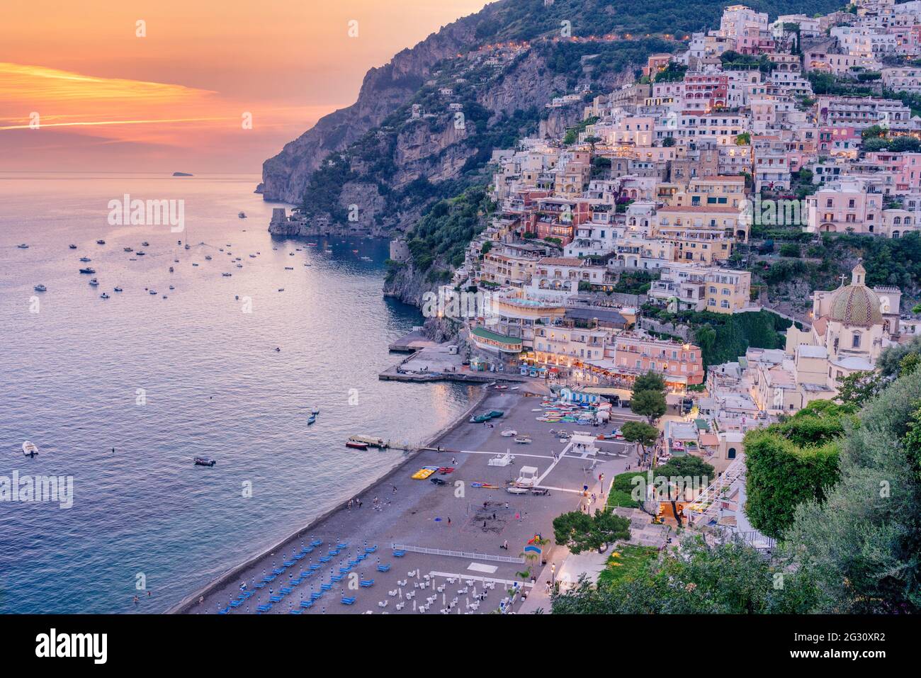 Coucher de soleil à Positano, côte amalfitaine, Salerne, Campanie, Italie Banque D'Images
