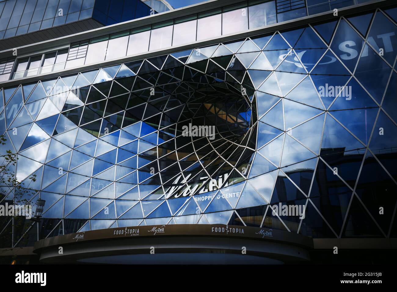 Façade du centre commercial MyZeil - Francfort, Allemagne Banque D'Images