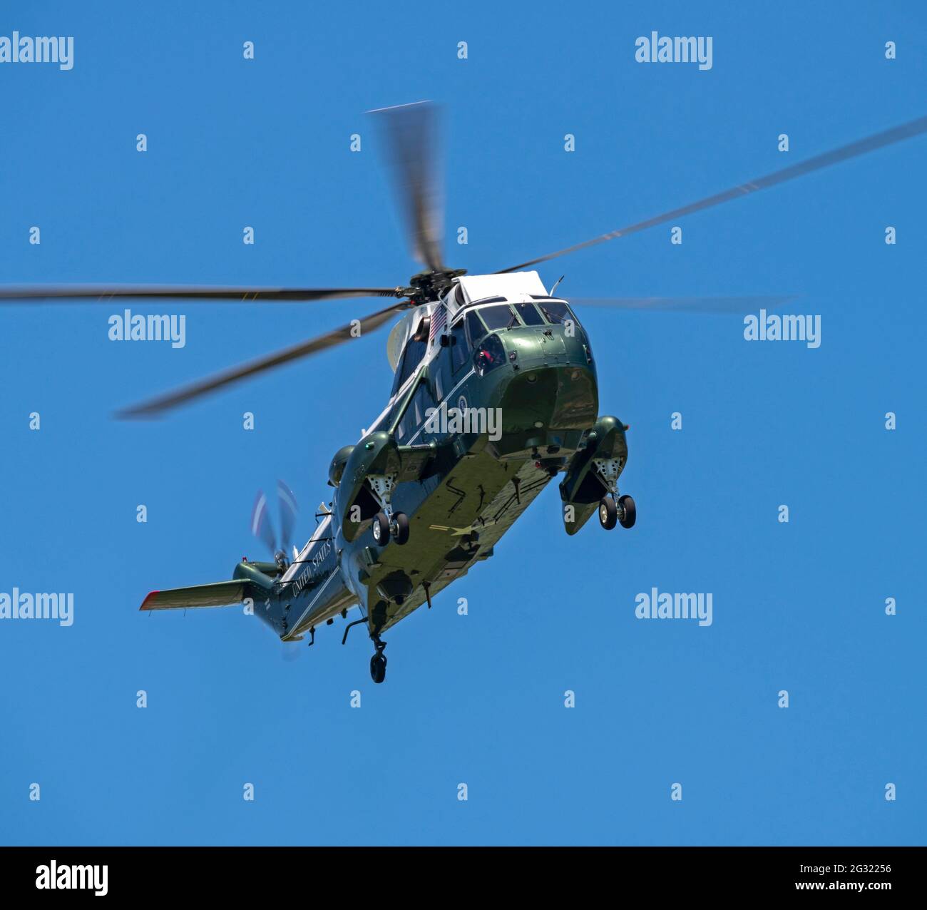 RNAS Culdrose, Helston, Cornwall, Royaume-Uni. 13 juin 2021. Sea King VH-3D de l'escadron de l'hélicoptère marin 1 affecté aux fonctions de transport présidentielles crédit: Bob Sharples/Alay Live News Banque D'Images