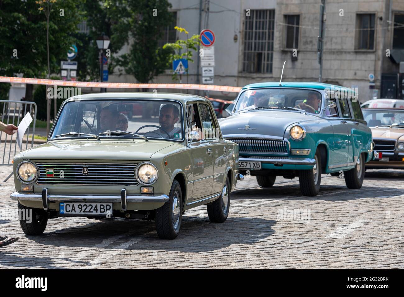 Sofia, Bulgarie - 12 juin 2021 : défilé rétro de vieilles voitures rétro Banque D'Images