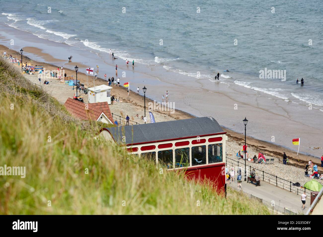 Saltburn-by-the-Sea, station balnéaire de Redcar et Cleveland, dans le Nord du Yorkshire, en Angleterre. Saltburn Cliff tramway ouvert en 1884 Banque D'Images