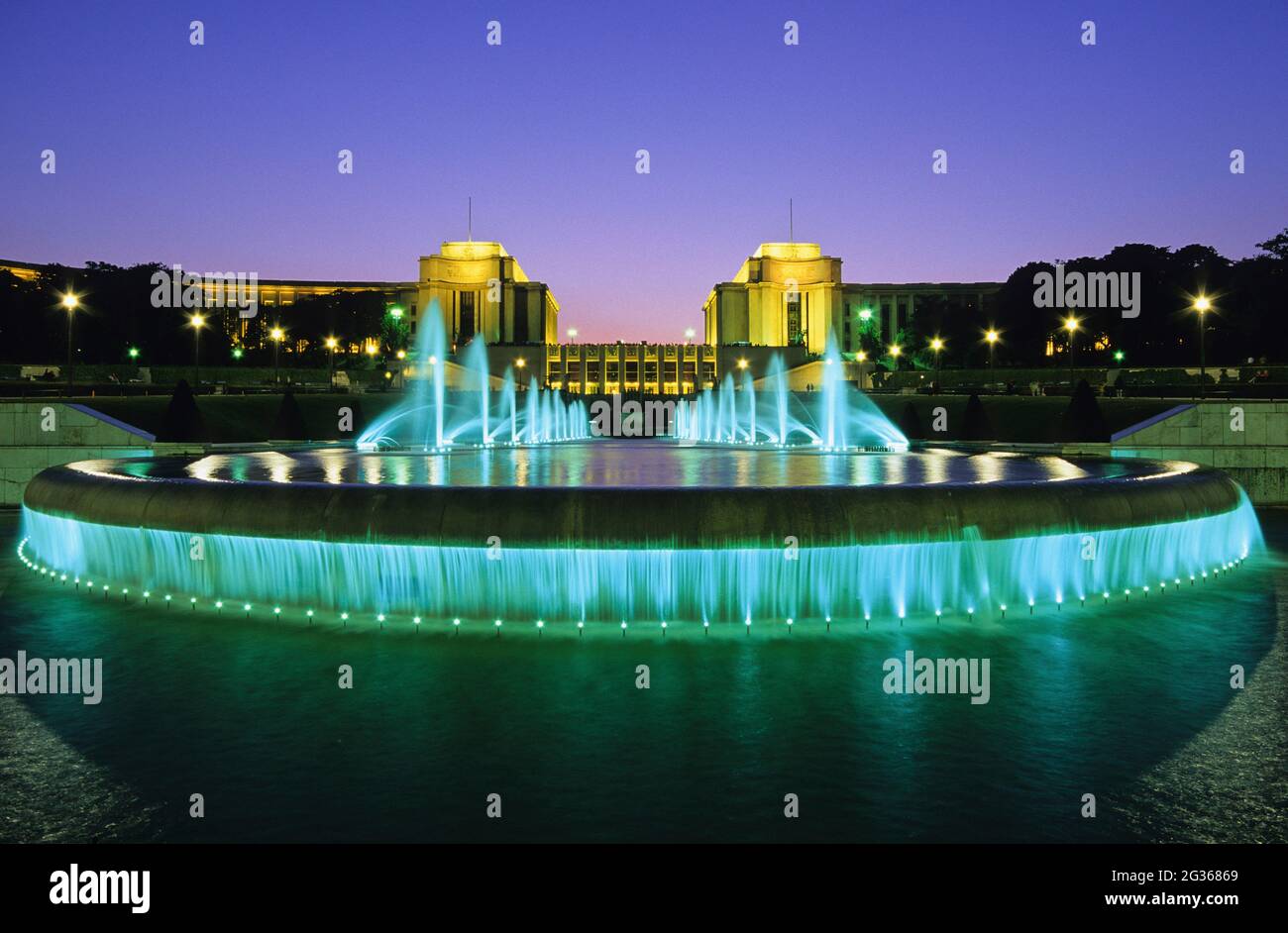 FRANCE PARIS (75) 16 ÈME ARRONDISSEMENT, LE PALAIS DE CHAILLOT ET LES FONTAINES DU TROCADÉRO Banque D'Images