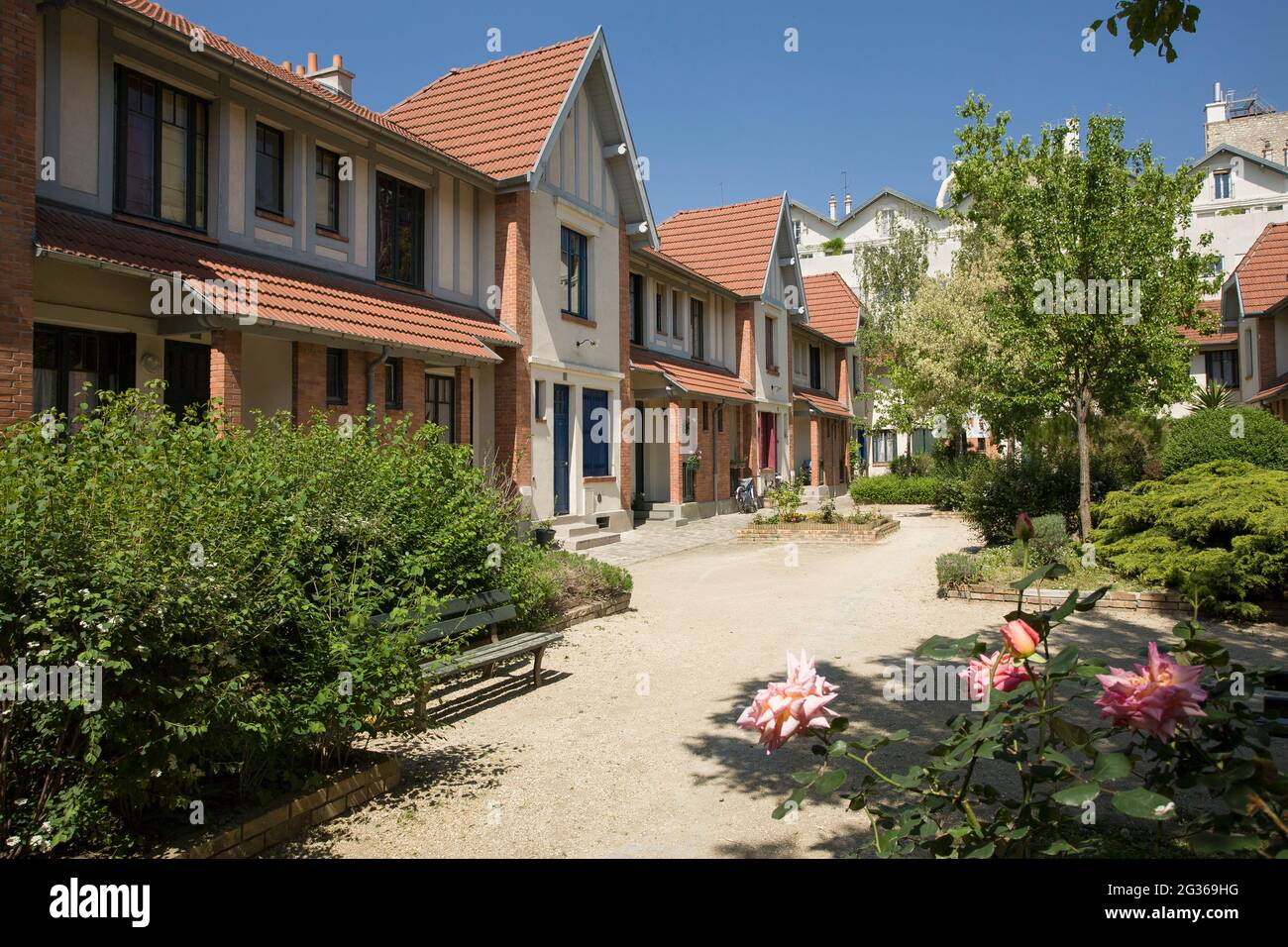 FRANCE PARIS (75) 13 EME ARR, 10 RUE DAVIEL, MAISONS À LOUER À MODERER: ' PETITE ALSACE ', ARCHE: JEAN WALTER Banque D'Images