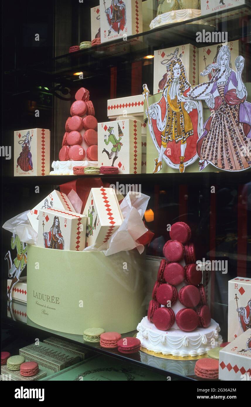 FRANCE PARIS (75) 6ÈME ARRONDISSEMENT, BOUTIQUE LADUREE, 21 RUE BONAPARTE Banque D'Images