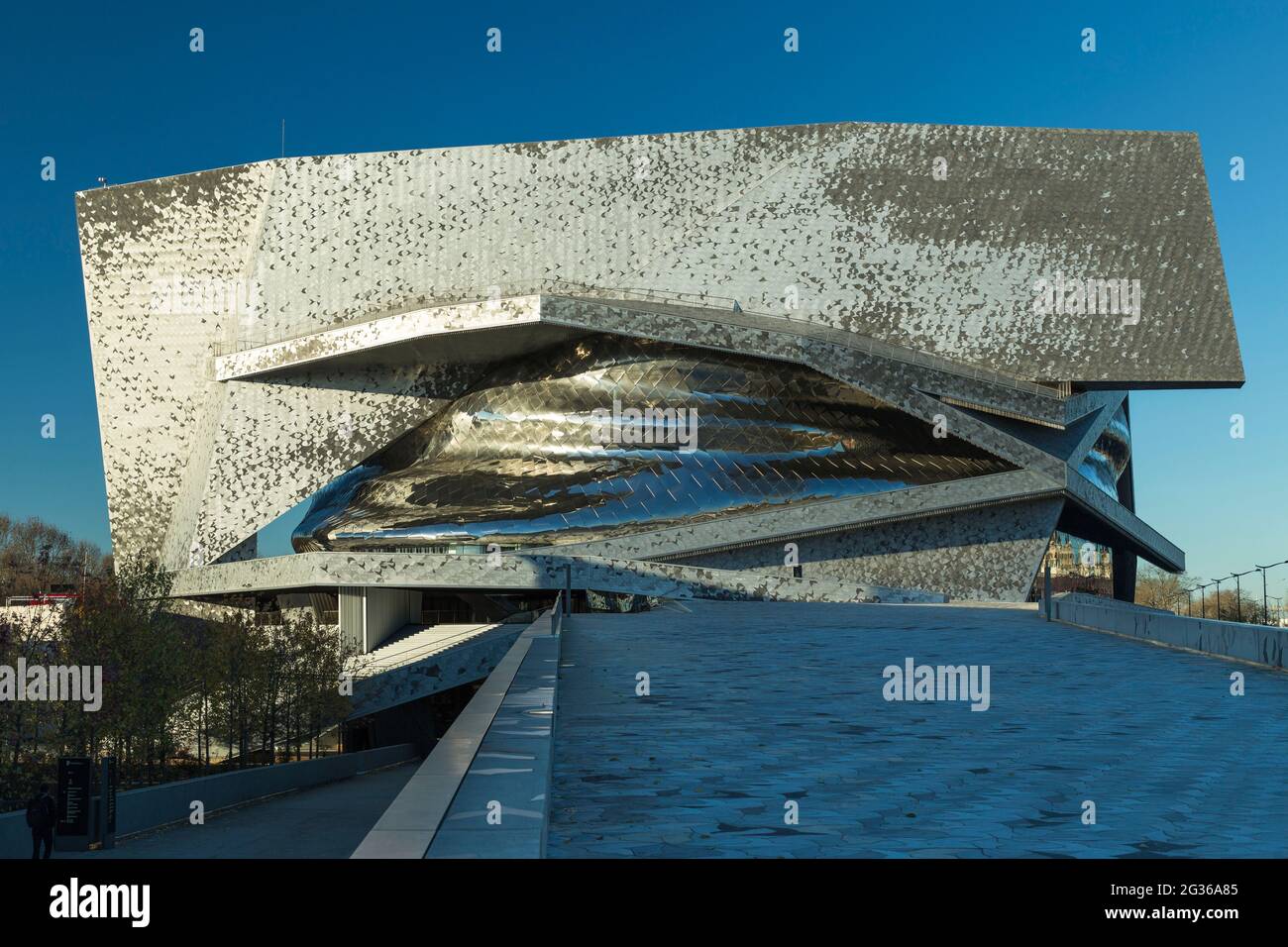 FRANCE PARIS (75) 19 ÈME ARRONDISSEMENT, VILLE DE LA MUSIQUE-PHILHARMONIE DE PARIS, CONSTRUITE PAR L'ARCHITECTE JEAN NOUVEL Banque D'Images